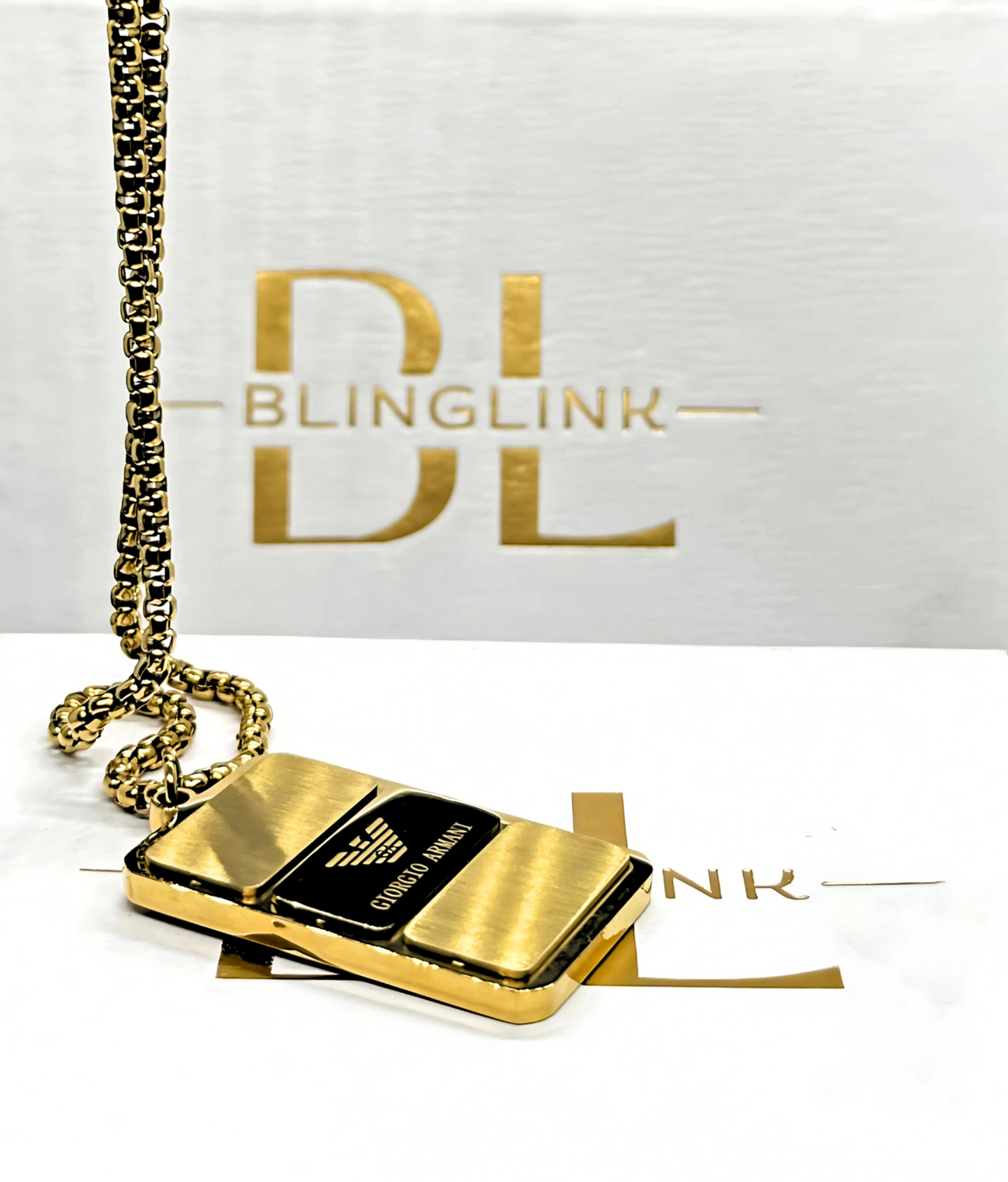 Armani Premium Uni pendant